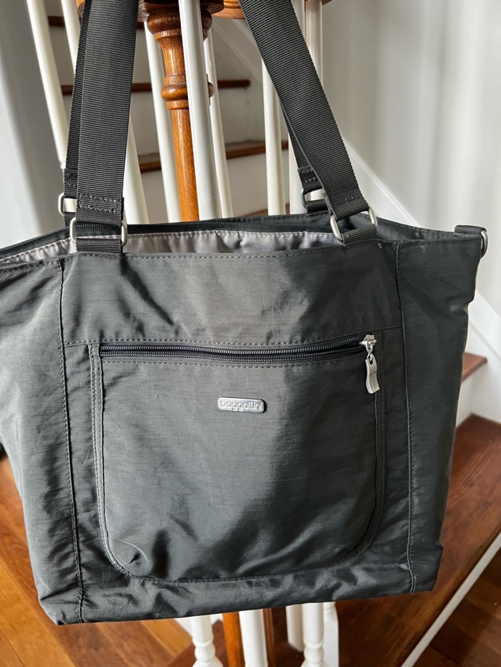 Baggallini Black Nylon Zip-Front Tote